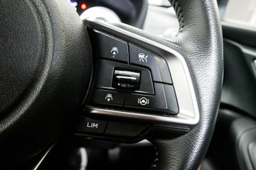 https://vehicle-cdn.autoleague.cloud/30640_U110738_17.jpg