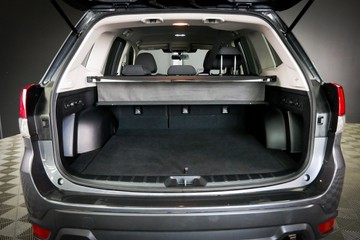 https://vehicle-cdn.autoleague.cloud/30640_U110738_7.jpg