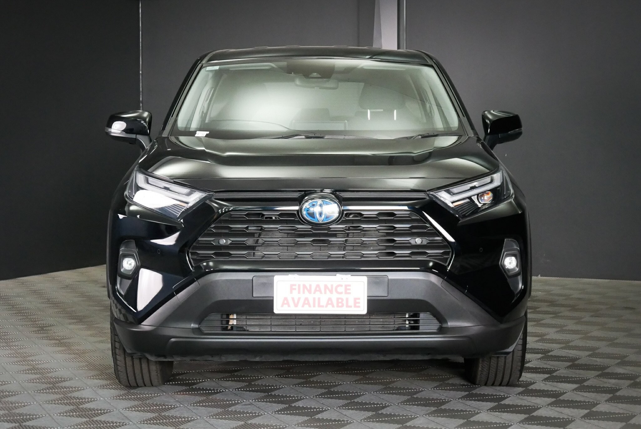 Toyota Rav4 image 2