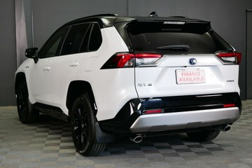 https://vehicle-cdn.autoleague.cloud/30640_U110749_6.jpg