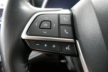 https://vehicle-cdn.autoleague.cloud/30640_U110756_14.jpg