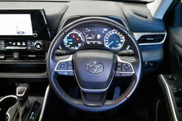 https://vehicle-cdn.autoleague.cloud/30640_U110756_9.jpg