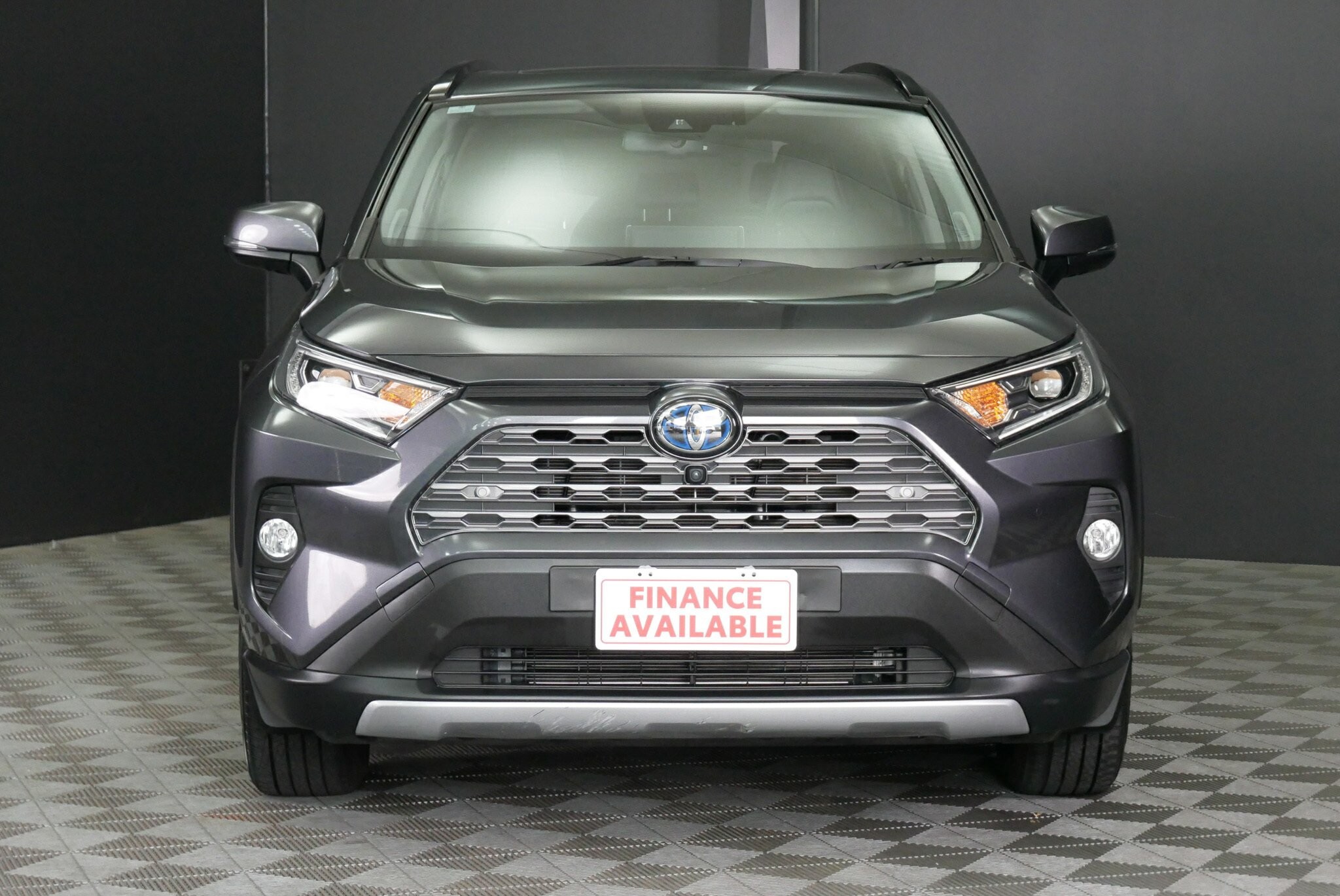 Toyota Rav4 image 2