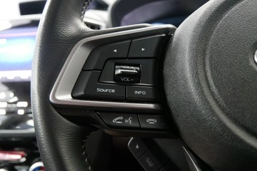 https://vehicle-cdn.autoleague.cloud/30640_U110803_13.jpg