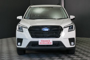 https://vehicle-cdn.autoleague.cloud/30640_U110803_2.jpg