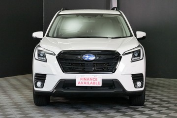 https://vehicle-cdn.autoleague.cloud/30640_U110811_2.jpg