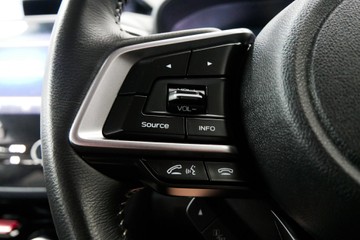 https://vehicle-cdn.autoleague.cloud/30640_U110818_13.jpg