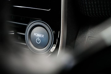 https://vehicle-cdn.autoleague.cloud/30640_U110823_19.jpg