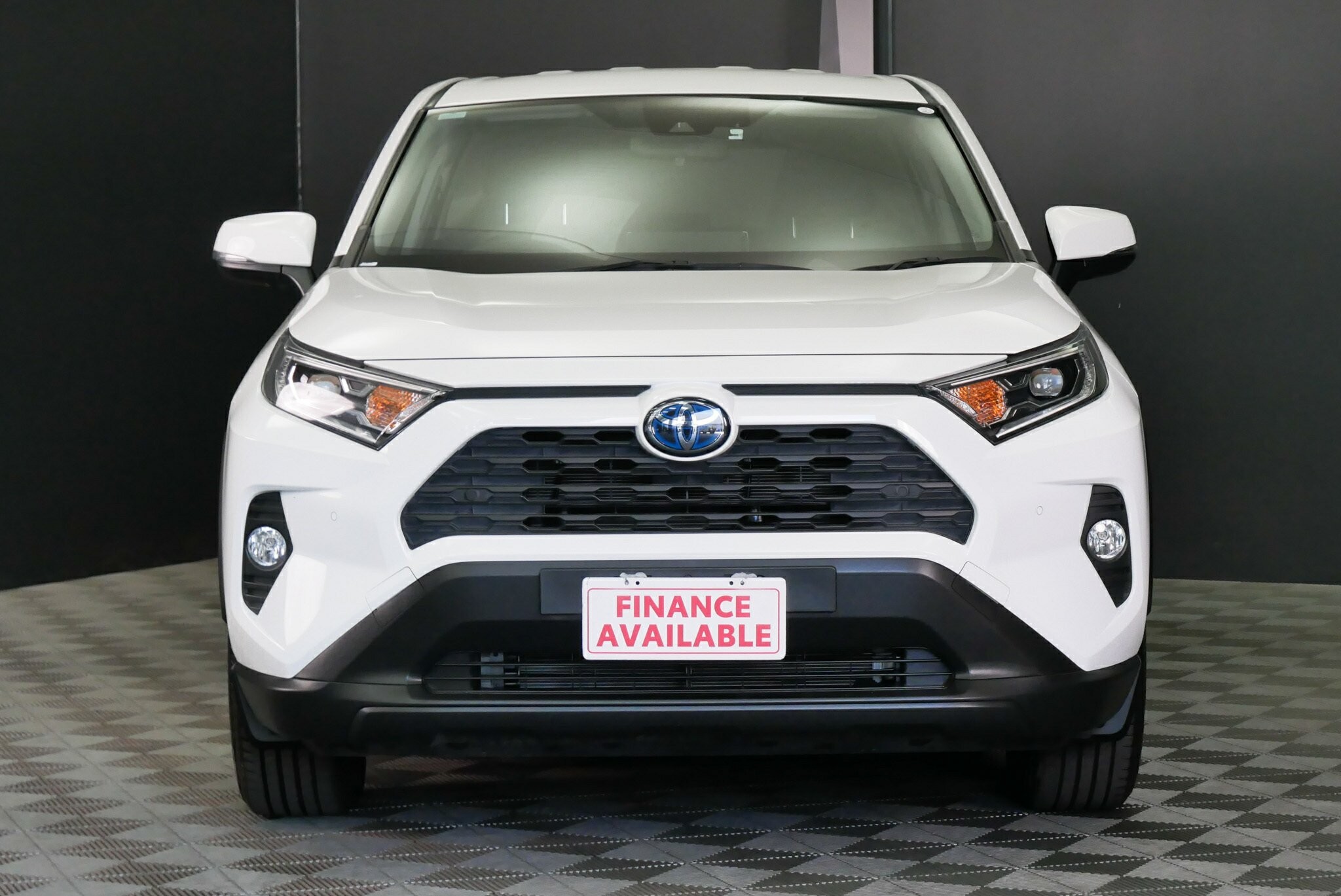 Toyota Rav4 image 2