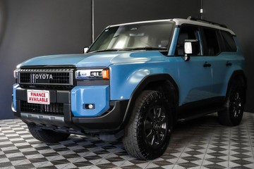 https://vehicle-cdn.autoleague.cloud/30640_U110834_3.jpg