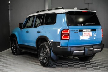 https://vehicle-cdn.autoleague.cloud/30640_U110834_6.jpg