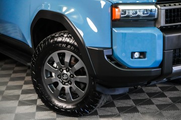 https://vehicle-cdn.autoleague.cloud/30640_U110834_7.jpg