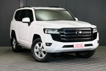 https://vehicle-cdn.autoleague.cloud/30640_U110836_1.jpg
