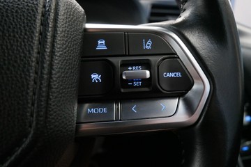 https://vehicle-cdn.autoleague.cloud/30640_U110836_14.jpg