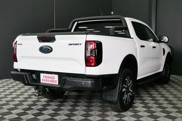 https://vehicle-cdn.autoleague.cloud/30640_U110855_4.jpg