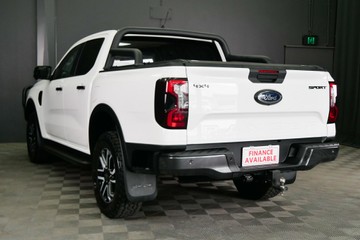 https://vehicle-cdn.autoleague.cloud/30640_U110855_6.jpg