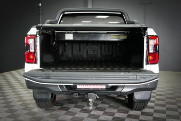 https://vehicle-cdn.autoleague.cloud/30640_U110855_7.jpg