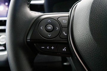 https://vehicle-cdn.autoleague.cloud/30640_U110867_15.jpg
