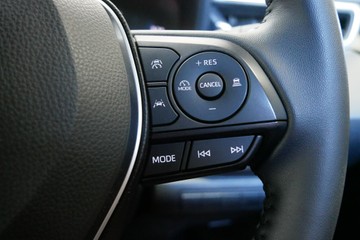https://vehicle-cdn.autoleague.cloud/30640_U110867_16.jpg