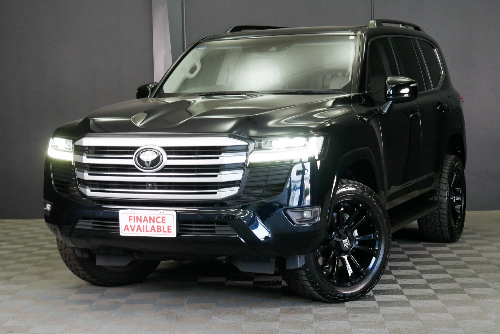 Toyota Landcruiser image 3
