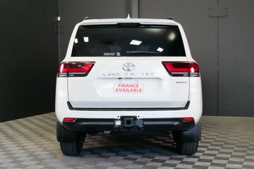 https://vehicle-cdn.autoleague.cloud/30640_U110923_5.jpg