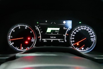 https://vehicle-cdn.autoleague.cloud/30640_U110923_9.jpg