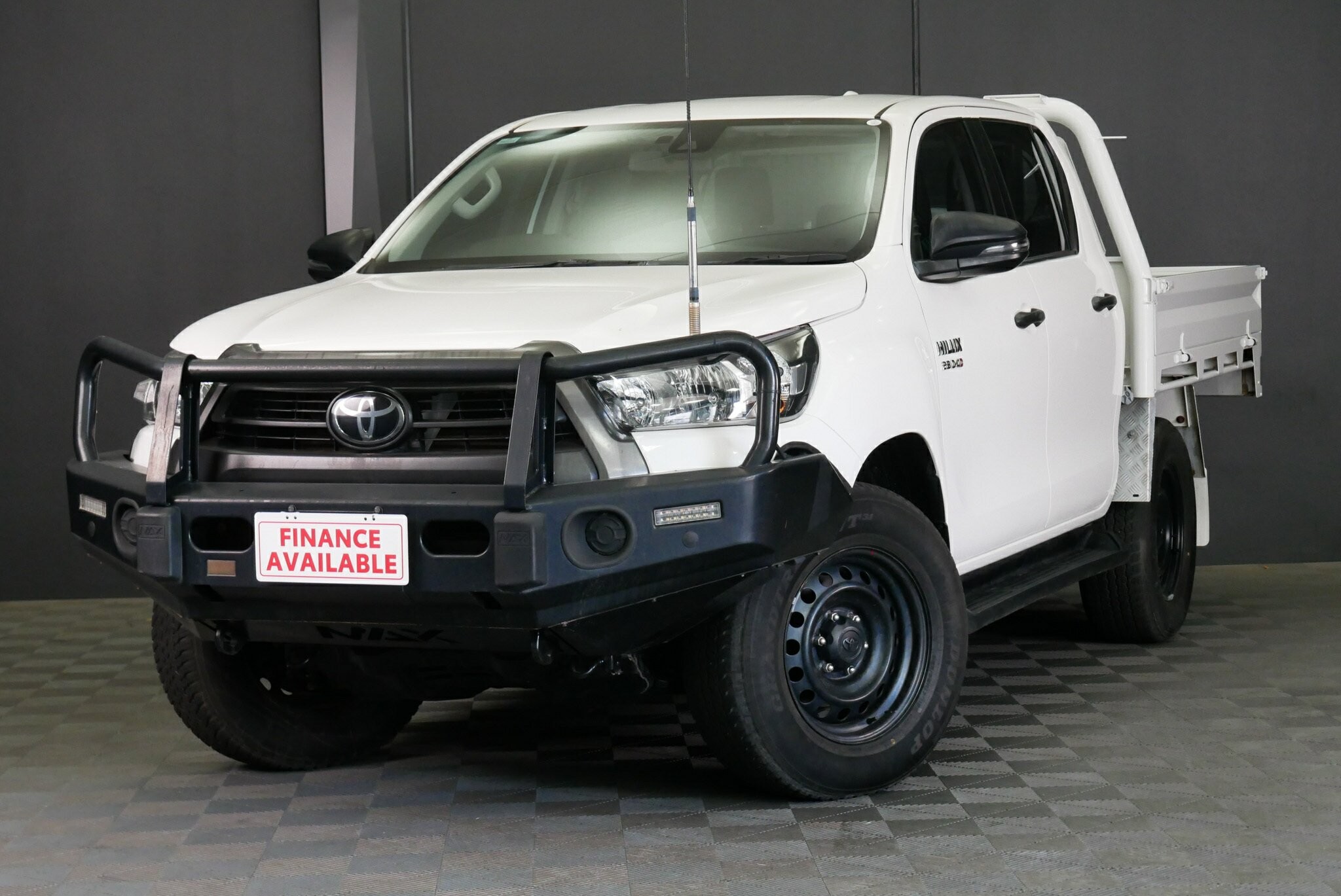 Toyota Hilux image 3