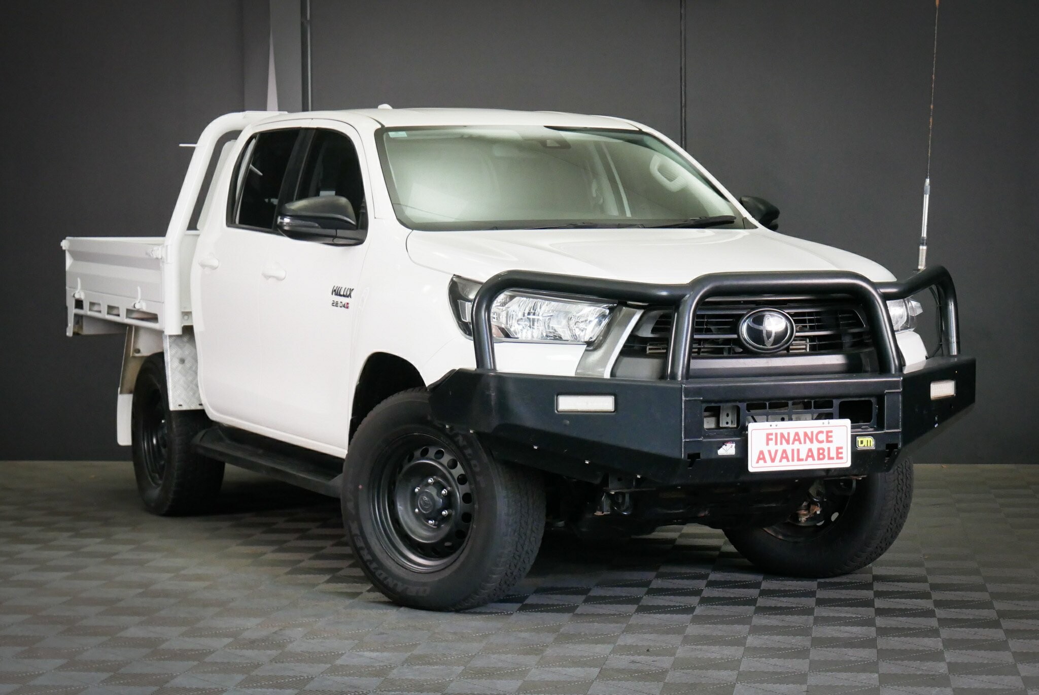 Toyota Hilux image 1
