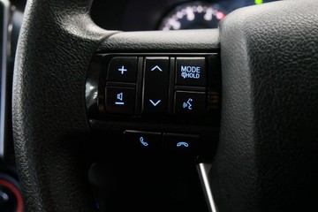 https://vehicle-cdn.autoleague.cloud/30640_U110939_14.jpg