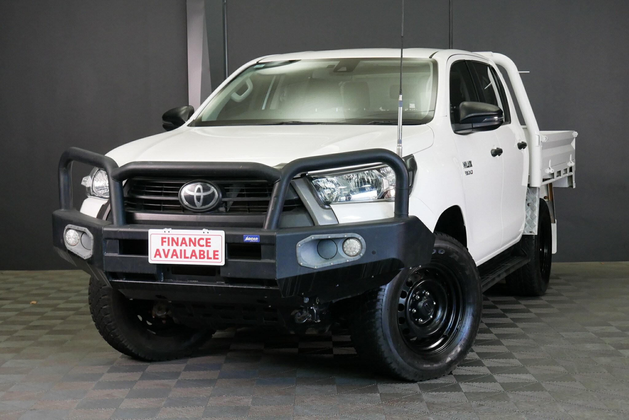 Toyota Hilux image 3