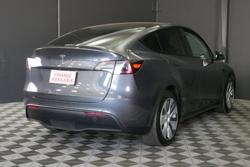 https://vehicle-cdn.autoleague.cloud/30640_U110950_4.jpg