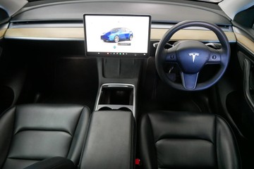 https://vehicle-cdn.autoleague.cloud/30640_U110953_10.jpg