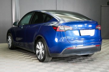 https://vehicle-cdn.autoleague.cloud/30640_U110953_6.jpg