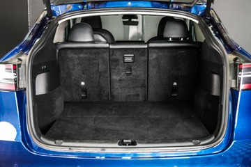 https://vehicle-cdn.autoleague.cloud/30640_U110953_7.jpg