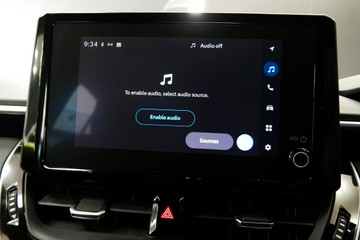 https://vehicle-cdn.autoleague.cloud/30640_U110975_10.jpg