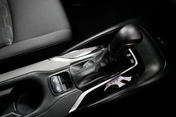 https://vehicle-cdn.autoleague.cloud/30640_U110975_13.jpg