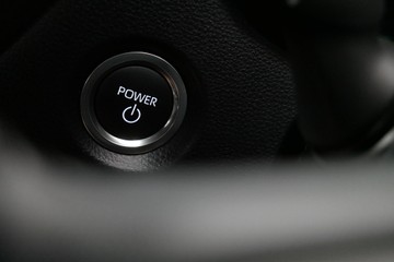 https://vehicle-cdn.autoleague.cloud/30640_U110975_17.jpg