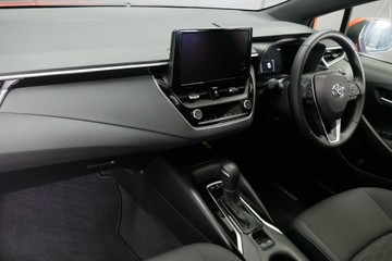 https://vehicle-cdn.autoleague.cloud/30640_U110975_18.jpg