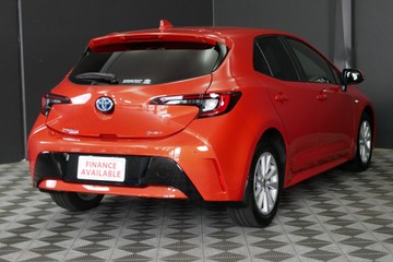 https://vehicle-cdn.autoleague.cloud/30640_U110975_4.jpg