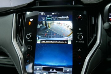 https://vehicle-cdn.autoleague.cloud/30640_U110980_11.jpg