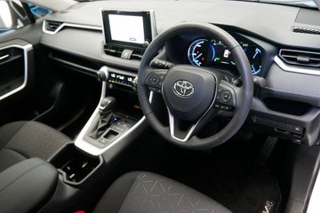 https://vehicle-cdn.autoleague.cloud/30640_U110995_8.jpg