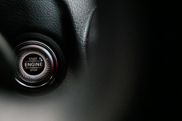 https://vehicle-cdn.autoleague.cloud/30640_U110997_17.jpg