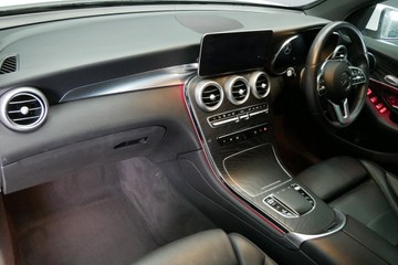 https://vehicle-cdn.autoleague.cloud/30640_U110997_18.jpg
