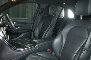 https://vehicle-cdn.autoleague.cloud/30640_U110997_19.jpg