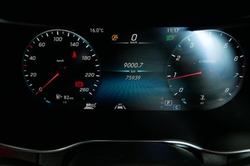 https://vehicle-cdn.autoleague.cloud/30640_U110997_9.jpg