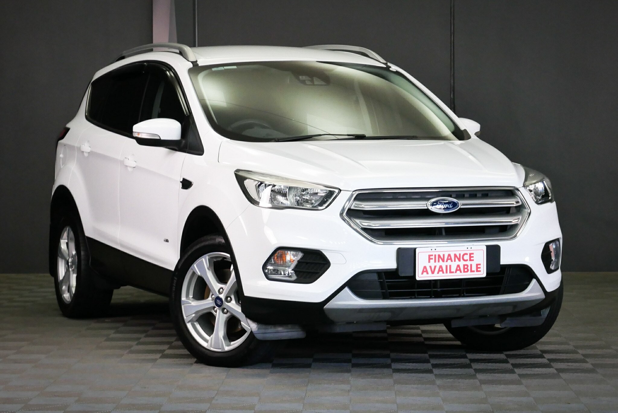 Ford Escape image 1