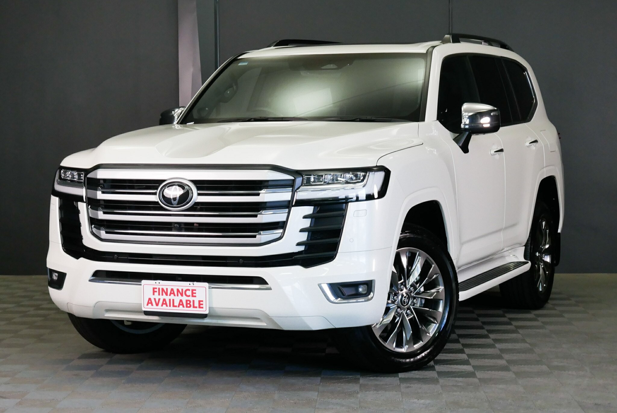 Toyota Landcruiser image 3
