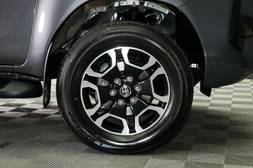 https://vehicle-cdn.autoleague.cloud/30640_U111017_8.jpg