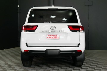https://vehicle-cdn.autoleague.cloud/30640_U111019_5.jpg