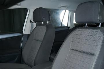 https://vehicle-cdn.autoleague.cloud/30640_U111034_25.jpg